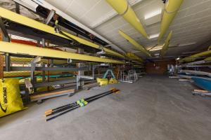 die Lagerung der Boote 