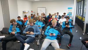 BFD-Einführungsseminar 2021: Handynutzung gewünscht für die Steckbriefe im Padlet